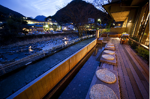 日本神奈川县箱根汤本温泉酒店 河鹿庄