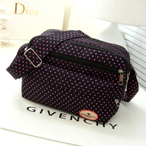 2020 Korean version of the new one-shoulder Messenger bag casual small bag ladies bag middle-aged trendy womens bag canvas womens bag