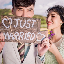 Han Style Exterior View Shooting Photo Gallery Retro Wedding photography Small props Wedding Photos English letters Do old hands with wooden planks