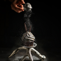 Gourmet Photography Coffee shooting Stainless Steel Spherical Flour Sieve Globular Tea Leak Sugar Pink Screen Food Photography Props