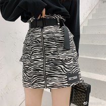 Mrs. Qian's high-waist zebra print skirt female autumn new style Korean design A-line skirt is thin and hip skirt