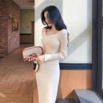 Bottom dress spring and autumn fashion foreign style 2021 New temperament waist solid color collar knitwear sweater