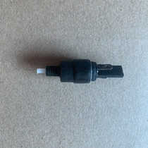 The application of Huanglong BJ600GS BN600 BJ300 302 250- 15A clutch switch handle sensor