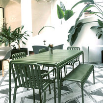 Modern Minimalist Casual Patio Outdoor Table And Chairs Milk Tea Shop Cafe Cafe Iron Art Color Open-air Table and table