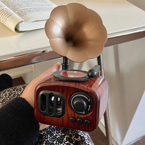 Classic retro phonograph shape music box bedroom decoration music box ornaments girl girlfriends birthday gift