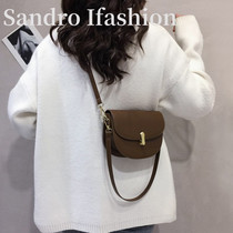 French Sandro Ifashion vintage womens bag 2021 new explosive saddle bag versatile shoulder shoulder bag