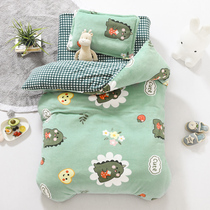 Kindergarten quilt three pieces of winter plus thickening heat kept warm by the babys velvet cow six pieces