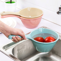 Thickened water scoop Long handle plastic water scoop Kitchen water scoop Baby baby children bath Bath Shampoo cup Shampoo cup