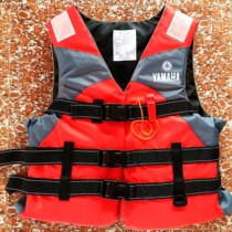 Outdoor rafting Yamaha life jacket children adult swimming snorkeling wearing independent bag assembly crotch whistle