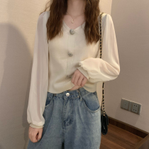 Autumn new long-sleeved knitted T-shirt V-neck solid color temperament clothes womens net red design sense inside with a bottom shirt