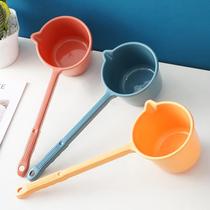 Water spoon watering flower long handle plastic water scoop shampoo water spoon kitchen thickened water scoop water scoop baby children bath scoop