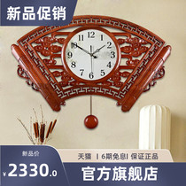Living room hanging clocks Silent Hanging Watch Eu Oak Wood Clocks Home Quartz Clock Fashion Creative Clock China Wind