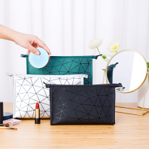 Cosmetic bag 2021 new ins wind super fire portable large-capacity female travel hand-held portable storage bag washing bag