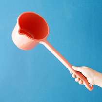 Thickened water scoop water scoop children baby bath scoop long handle plastic water scoop baby shampoo water spoon kitchen