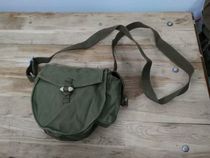 Original old goods 60s earthy yellow 56 style five or six bullets canvas liberation satchel bag made oblique cross shoulder shoulder