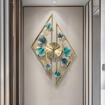 Modern home wall decoration wall clock fashion creative wrought iron mute clock New Chinese light luxury ginkgo leaf clock