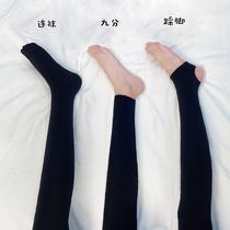 New type of underpants woman autumn winter slim fit tight with pantyhose wearing black silk stockings with pantyhose and suede