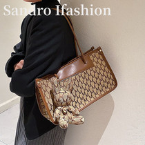 European and American Tide brand large capacity underarm bag female 2021 New Fashion large capacity shoulder bag explosive Hand bag mobile phone