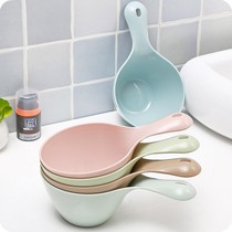 Plastic thick water scoop kitchen water spoon water scoop baby shampoo cup baby baby bath bath scoop water scoop