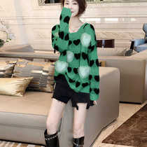 Green Hollow Knit Womens foreign style love printing temperament Joker coat Autumn 2021 New Joker Sweater