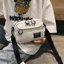 Lightweight shoulder bag female super light new Korean version Joker crossbody Net red with fashion foreign girl student canvas