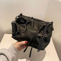  French niche fashion soft leather pillow bag 2021 new trend brand fashion womens bag casual leather shoulder oblique cross bag