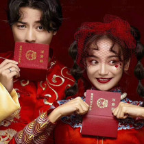 Tide photo studio photography photo shoot retro creative ancient costume Xiuhe Chinese style marriage certificate small profile book delivery