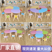 Solid wood Kindergarten table and chairs Childrens painting Fine Arts Table for primary and middle school students hosting tutorial class training course table and chairs