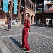 One-piece suit women's 2020 spring and autumn Korean version of loose casual tooling straight-leg pants, open-line waist and thin jumpsuit trend