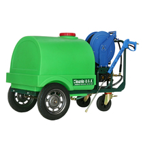  Gasoline outdoor hand-held high pressure cleaner Community square advertising moss dirt flushing machine water gun with water tank