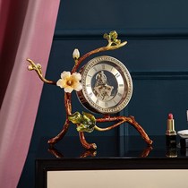 European-style light luxury retro clock enamel creative ornaments old-fashioned mechanical clock living room home desktop clock