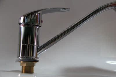 上海日丰厨房洗菜盆龙头 冷热水槽水龙头全铜阀体可旋转水龙头