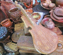 Pakistani specialty handicrafts boutique walnut musical instrument special business Gift Promotion