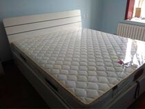 Oujialuni double bed simple fashion simple European modern line with the same model can go to the store to experience the home