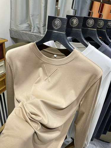 Качественный демисезонный лонгслив, приятная телу хлопковая футболка