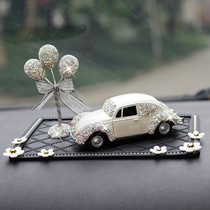 Apply Mercedes BMW CAR PENDULUM INTERIOR ACCESSORIES CREATIVE CAR MOLD NET RED UPSCALE ON-BOARD AROMA LAVENDER DECORATION GODDESS