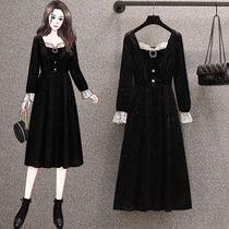 Large size womens Hepburn style small black dress womens autumn and winter clothes French square collar velvet lace stitching dress dress