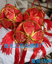 Guangxi ethnic ancient characteristics custom pure handicraft pendant dance students throw embroidery game