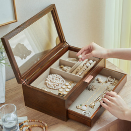 What a good solid wood jewelry storage box high-end jewelry jewelry handwear earrings necklace wooden retro jewelry box