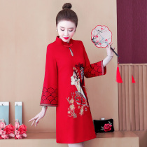 Chinese style retro modified red beauty cheongsam 2022 year of the Tiger Autumn Winter this year big size small womens dress
