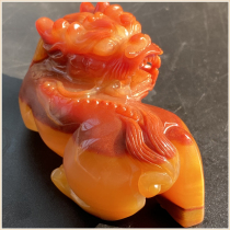 Yellow dragon jade Pixiu boutique eggplant mountain Red yellow handle lucky transport Evil spirits and villains A picture