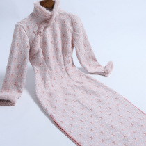 Qi Wei winter cheongsam modified version dress 2021 new long sleeve warm long retro daily young model