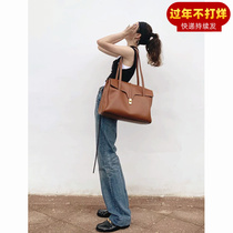 This year's new leather cowhide large medieval bag shoulder bag tote bag female large capacity autumn and winter small commuting