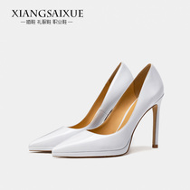 Fragrant snow white high heels women 2021 new waterproof platform French celebrities with patent leather pointed shoes