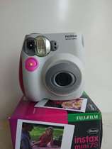 Fujifilm Fuji Instax mini7S one-time imaging camera