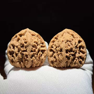 南疆石三角桩文玩核桃-南疆石三角桩文玩核桃促销价格、南疆石三角桩文