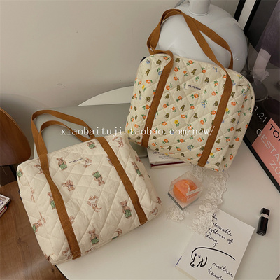 taobao agent Capacious one-shoulder bag, laptop, school bag, with little bears