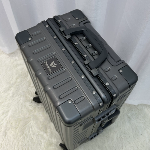 Японский прочный чемодан, 20 дюймов, 26 дюймов