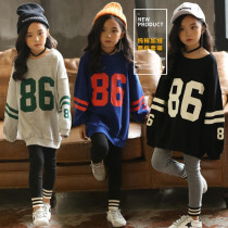 Girls clothing suit 2022 pro-child clothing autumn and winter Korean version CUHK childrens sweatshirt underpants two sets of mother womens clothing
