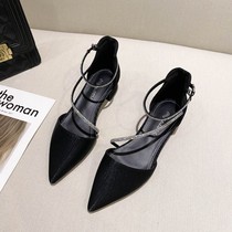 Small ckeOwei French Hepburn Black hot drill pointed head with low heel single Xie Zi versatile thin commuter xie